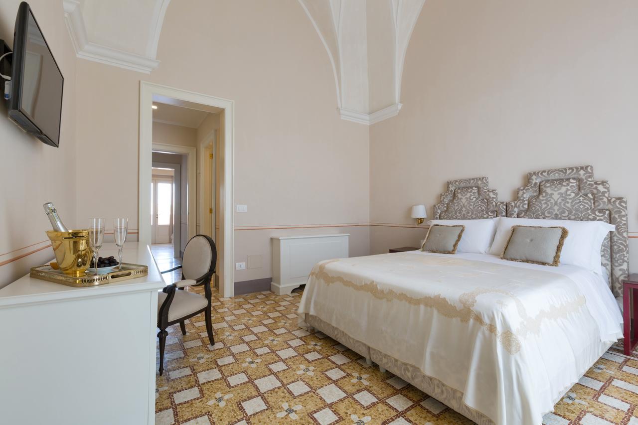 Palazzo Fasti Bed & Breakfast Casarano Exterior photo