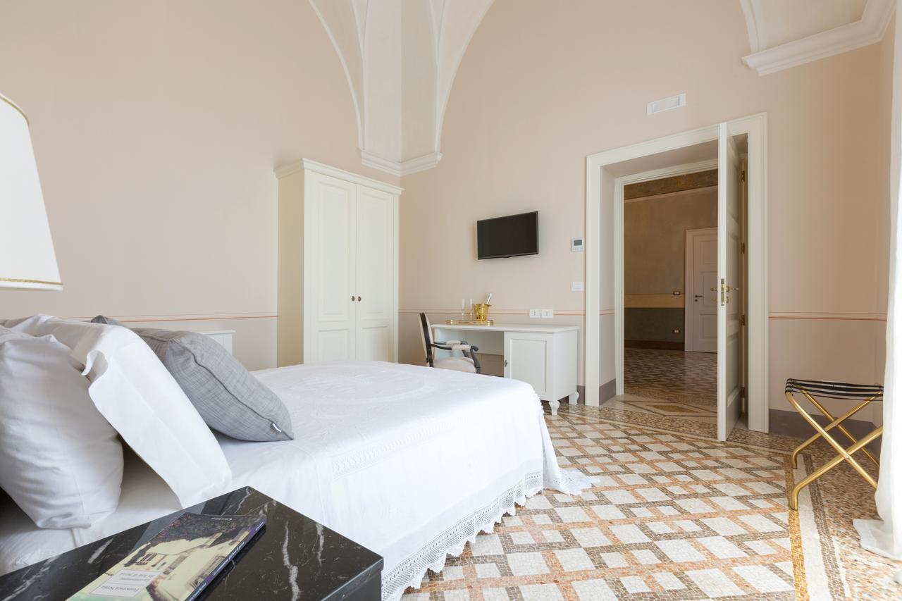 Palazzo Fasti Bed & Breakfast Casarano Exterior photo